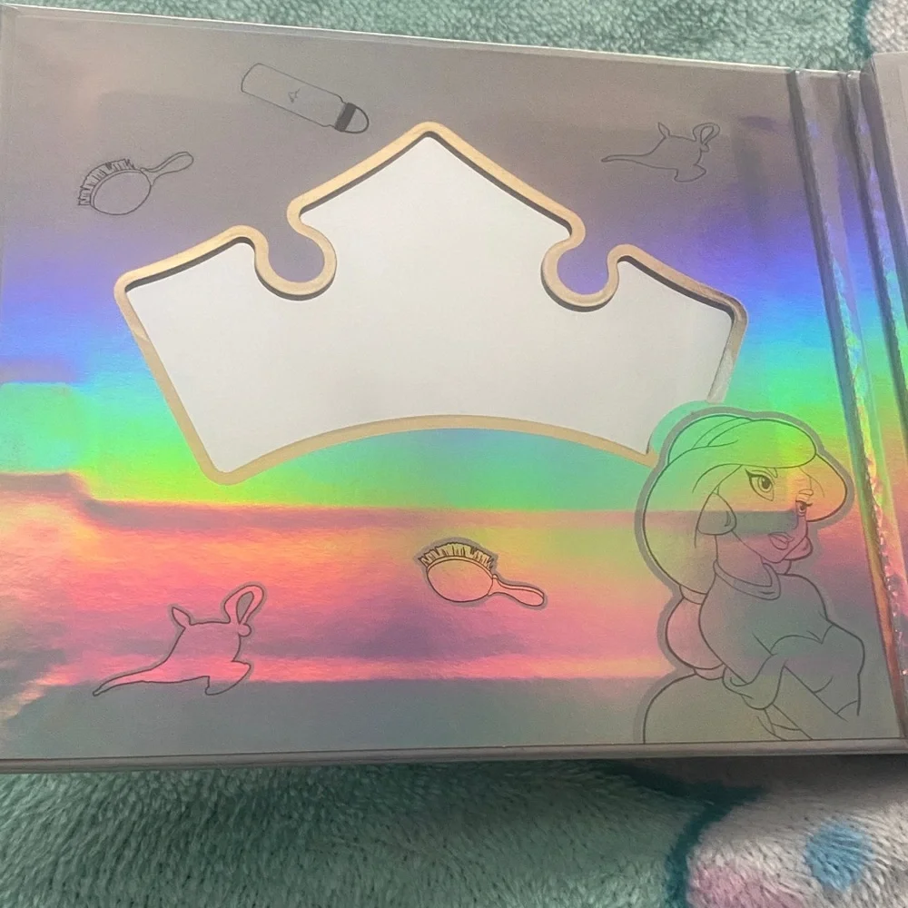 Holographic Reptile Palette